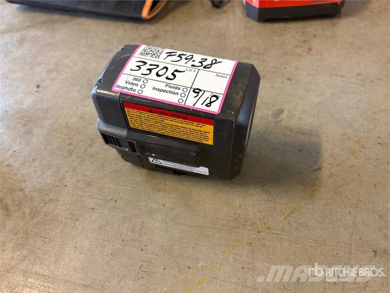 Husqvarna BLi300 Battery Outros componentes