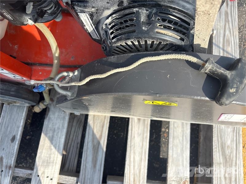 Husqvarna FS400LV Serrarias