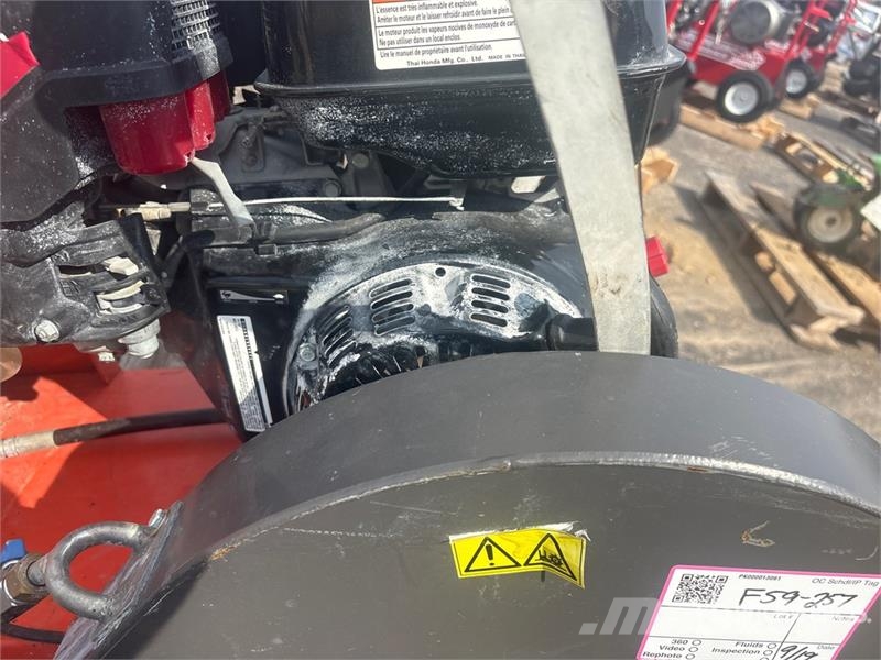 Husqvarna FS400LV Fűrészgépek