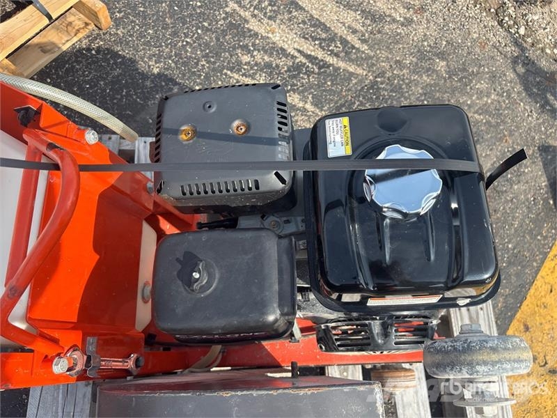 Husqvarna FS400LV Serrarias