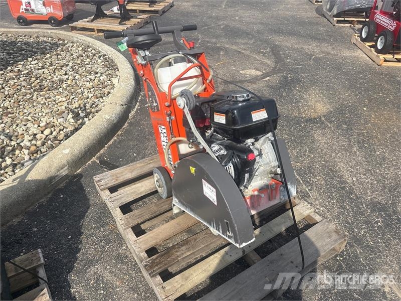 Husqvarna FS400LV Fűrészgépek