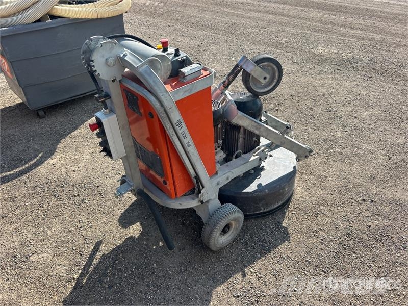 Husqvarna PG820RC Electric Concrete Grinder Фрезерні і шліфувальні верстати