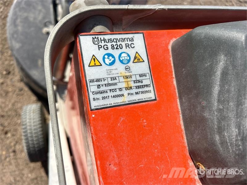 Husqvarna PG820RC Electric Concrete Grinder Фрезерні і шліфувальні верстати