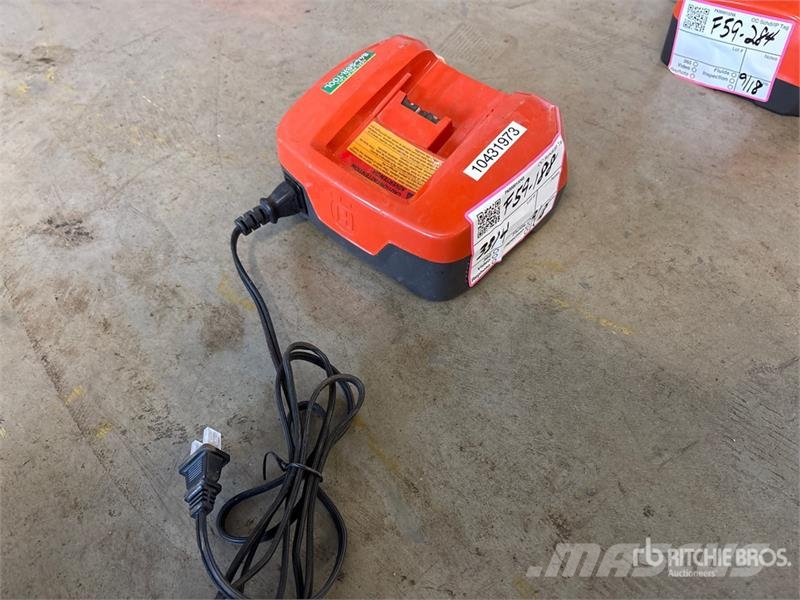 Husqvarna QC500 Battery Charger Andet tilbehør