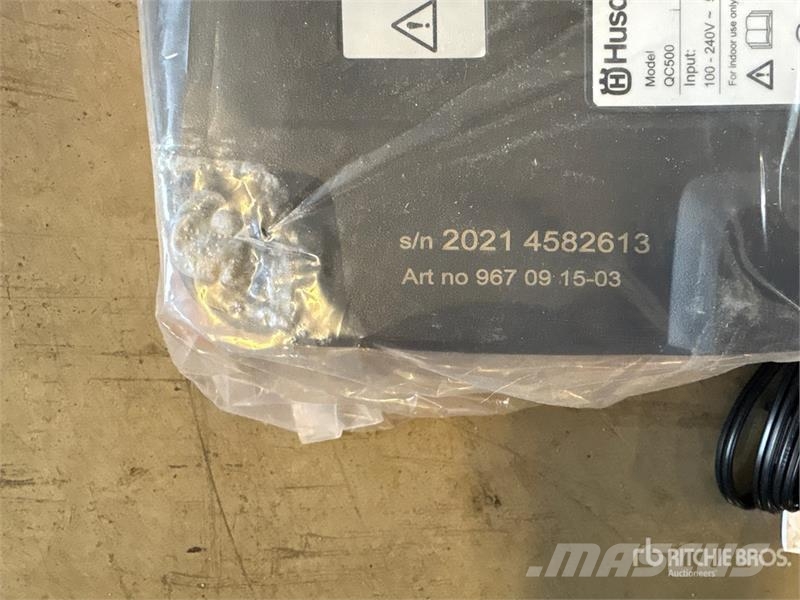 Husqvarna QC500 Charger Outros componentes