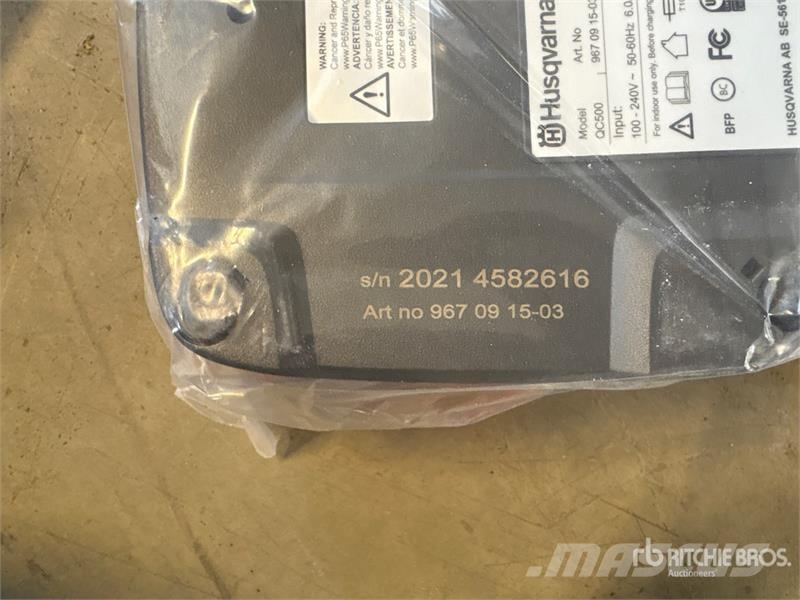 Husqvarna QC500 Charger Outros componentes