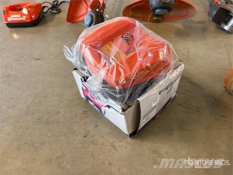 Husqvarna QC500 Charger Outros componentes