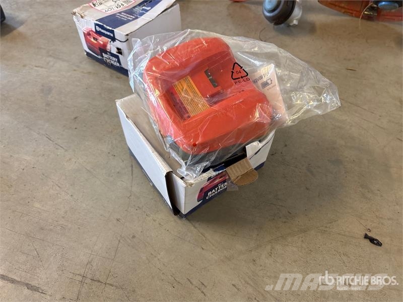 Husqvarna QC500 Charger Outros componentes