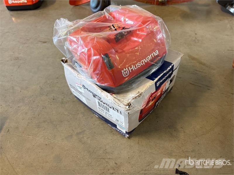 Husqvarna QC500 Charger Outros componentes