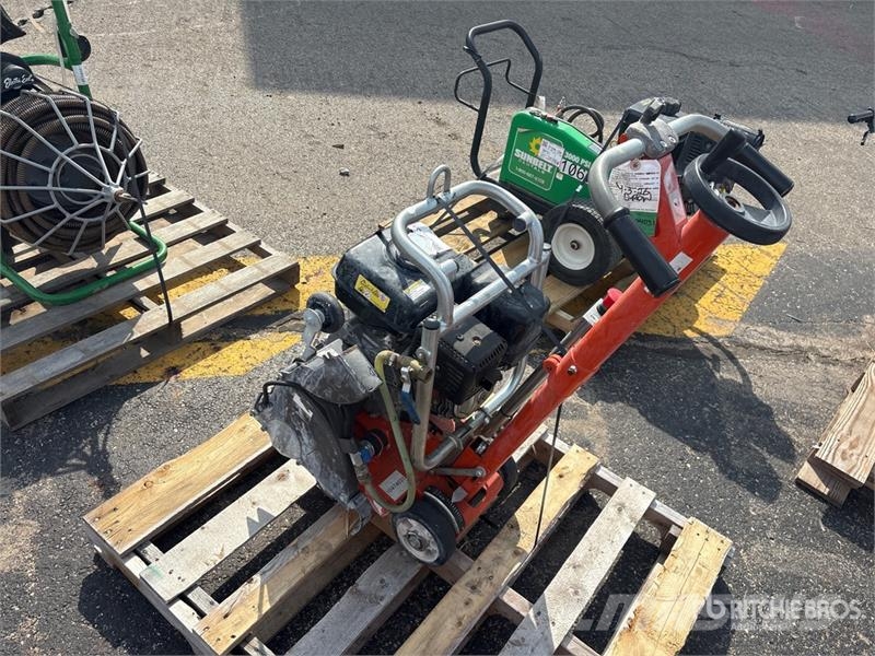 Husqvarna Walk-Behind Saw Serrarias