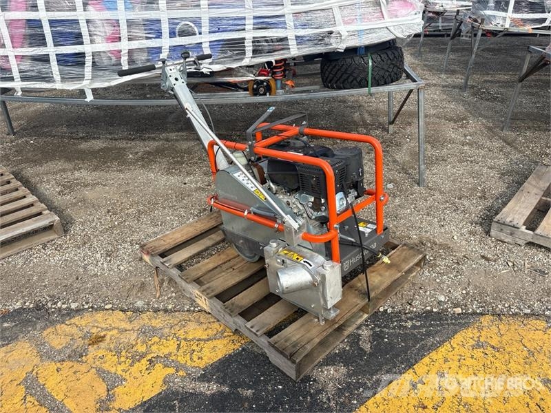 Husqvarna X2000 Walk-Behind Saw Serrarias
