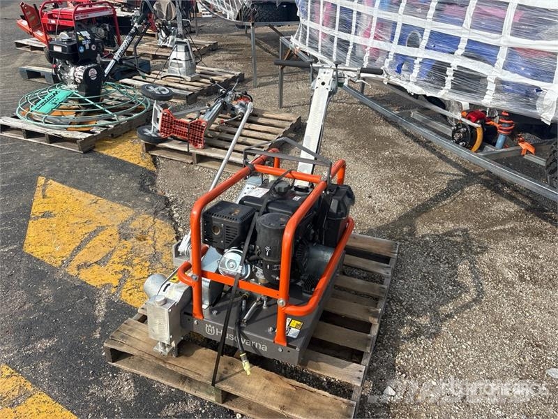 Husqvarna X2000 Walk-Behind Saw Serrarias