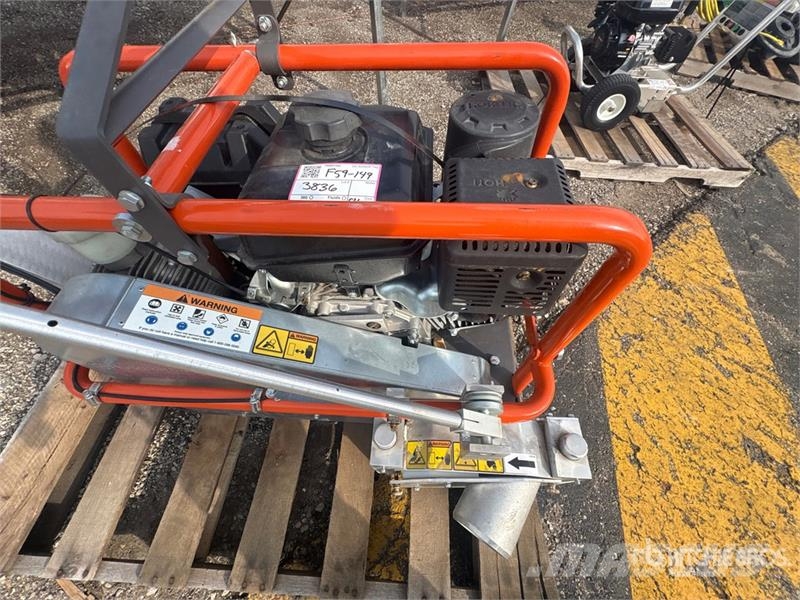 Husqvarna X2000 Walk-Behind Saw Serrarias