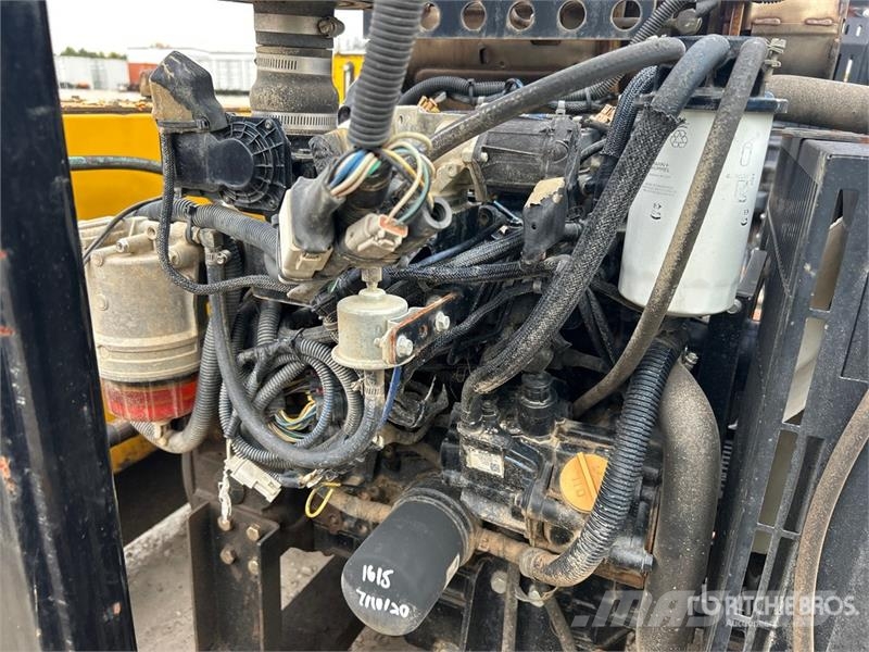  Hydra-Tech 8HT35DVY Hydraulic Power Pack Hidrauliskie pāļu āmuri