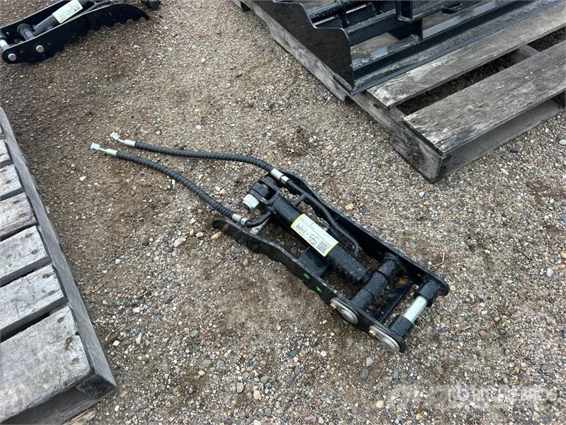  Hydraulic Excavator Thumb (Unused) دلاء