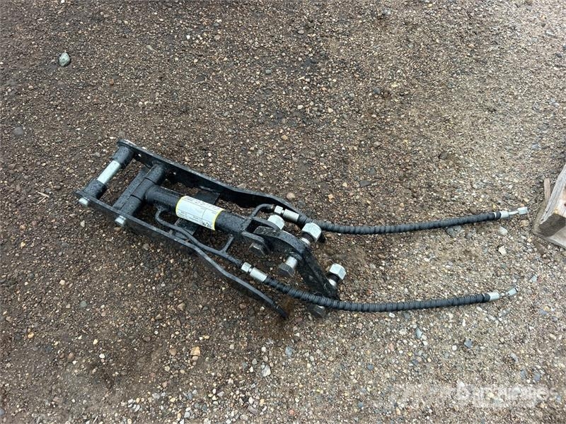  Hydraulic Excavator Thumb (Unused) دلاء