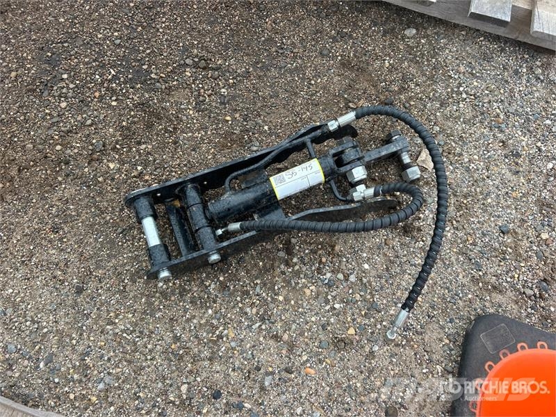  Hydraulic Excavator Thumb (Unused) دلاء