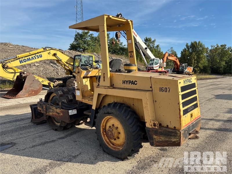 Hypac C-822A Padfoot Drum Compactor Enkelt tromle