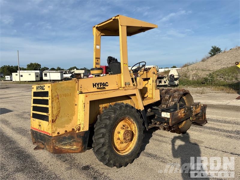 Hypac C-822A Padfoot Drum Compactor Enkelt tromle