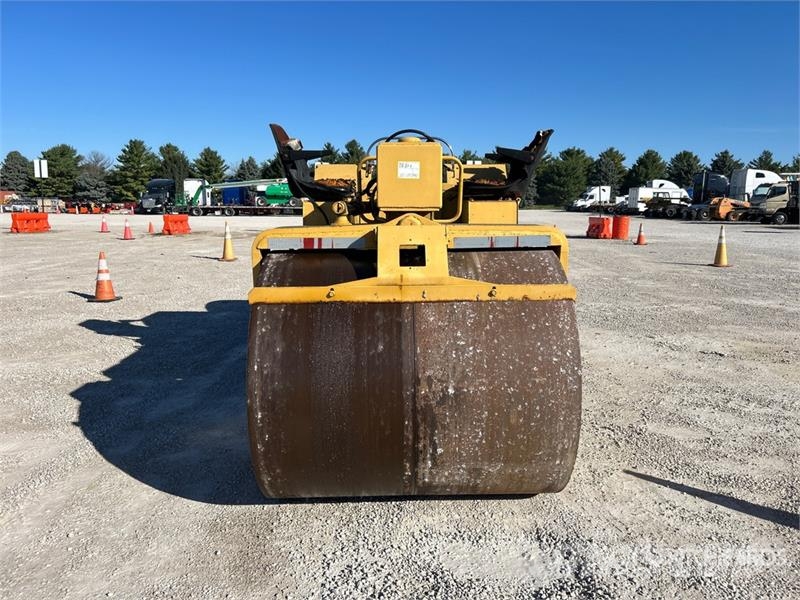 Hyster C350D Double Drum Roller مداحل ثنائية الاسطوانة