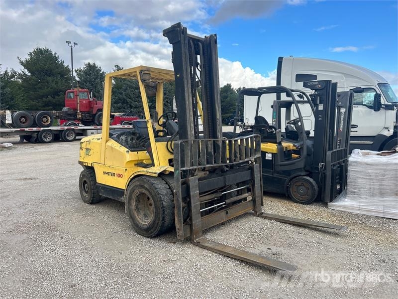 Hyster H100XM 9150 lb Pneumatic Tire Forklift Autokrāvēji - citi