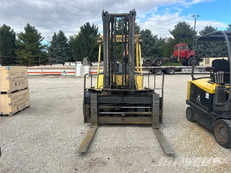 Hyster H100XM 9150 lb Pneumatic Tire Forklift Autokrāvēji - citi