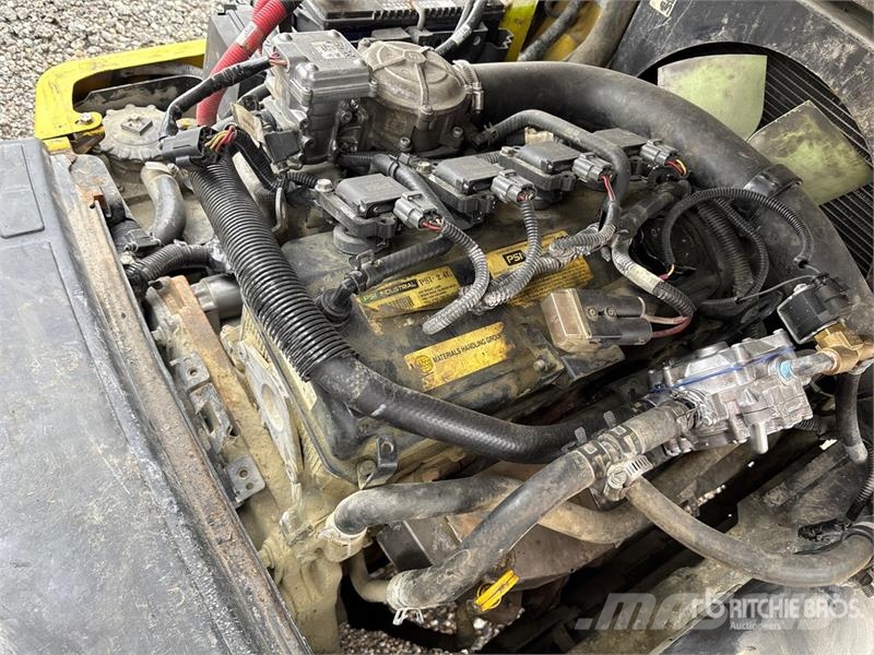 Hyster H60FT 5700 lb Pneumatic Tire Forklift フォークリフト - その他