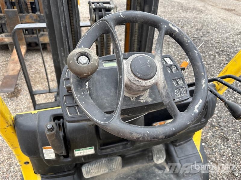 Hyster H60FT 5700 lb Pneumatic Tire Forklift フォークリフト - その他