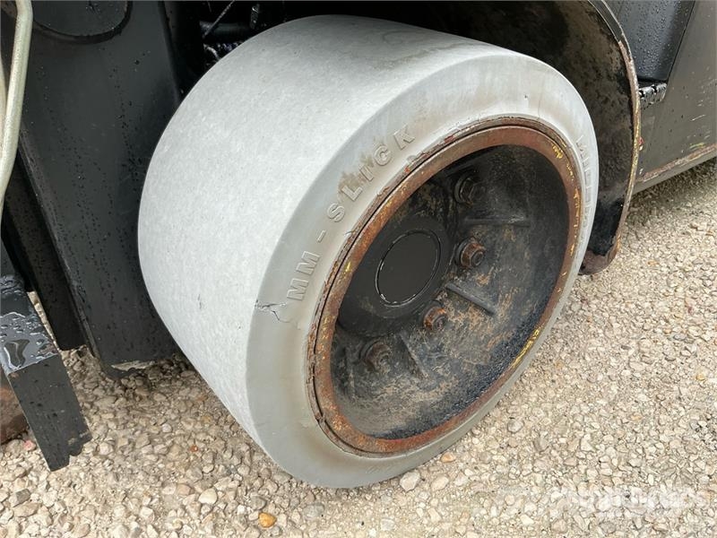 Hyster S120FT-PRS 12000 lb Cushion Tire Forklift Viličarji - drugo