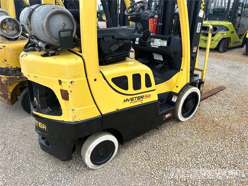 Hyster S50FT 4700 lb Cushion Tire Forklift Gaffeltrucker - Annet