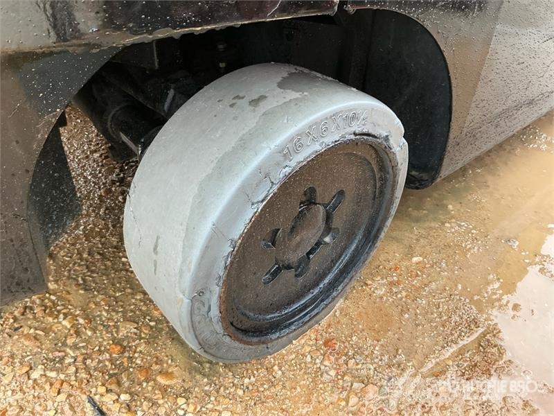 Hyster S50FT 5000 lb Cushion Tire Forklift 그 외 지게차