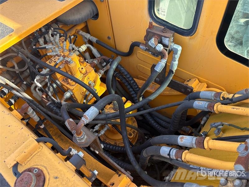 Hyundai 140LC-7 Tracked Excavator Gravemaskiner på larvebånd