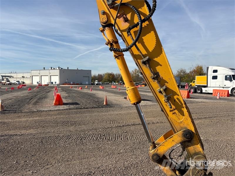 Hyundai 140LC-7 Tracked Excavator Gravemaskiner på larvebånd