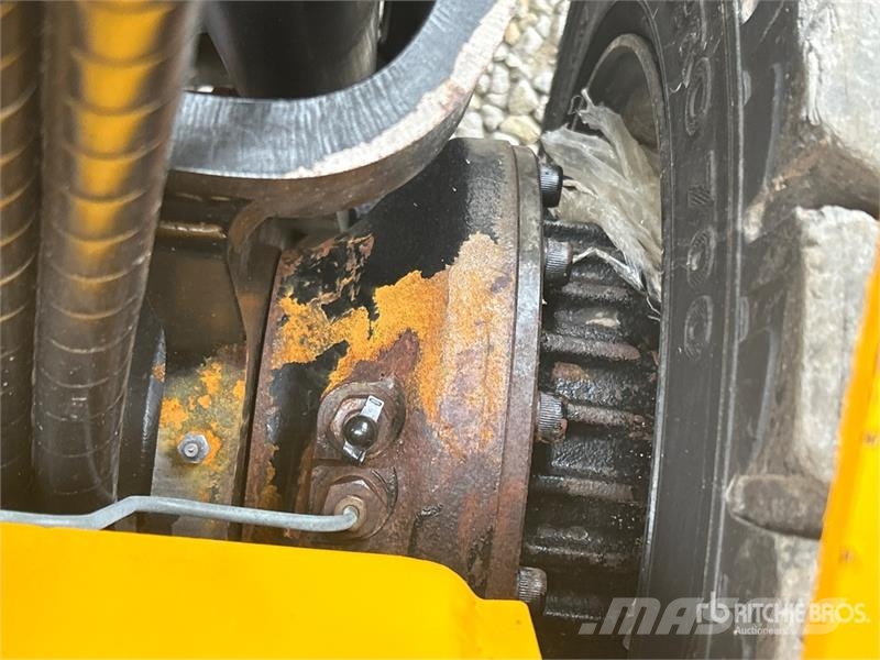 Hyundai 25L-7A 5000 lb Pneumatic Tire Forklift 그 외 지게차