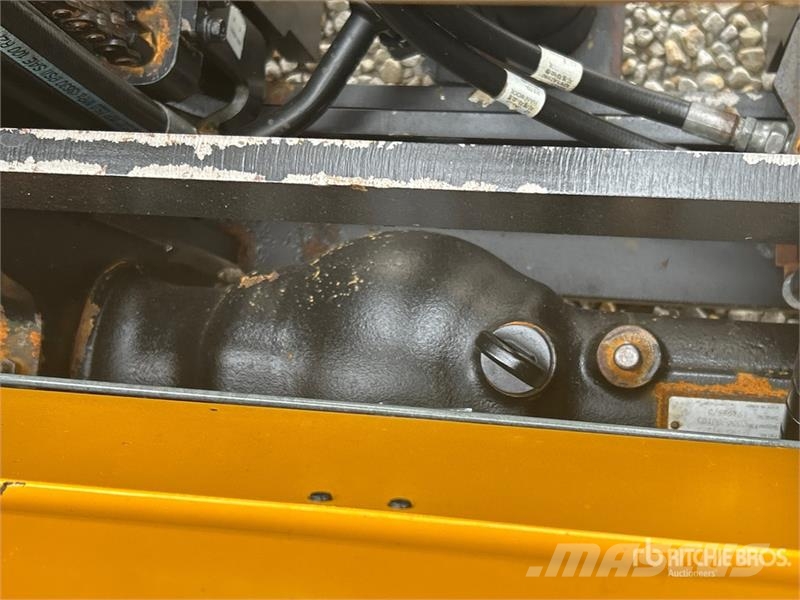 Hyundai 25L-7A 5000 lb Pneumatic Tire Forklift 그 외 지게차