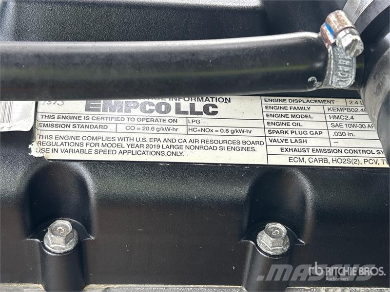 Hyundai 25L-7A 5000 lb Pneumatic Tire Forklift 그 외 지게차
