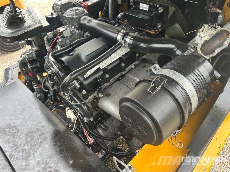 Hyundai 25L-7A 5000 lb Pneumatic Tire Forklift 그 외 지게차