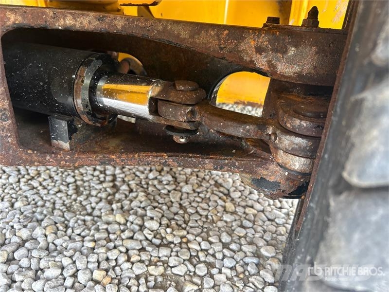 Hyundai 25L-7A 5000 lb Pneumatic Tire Forklift 그 외 지게차