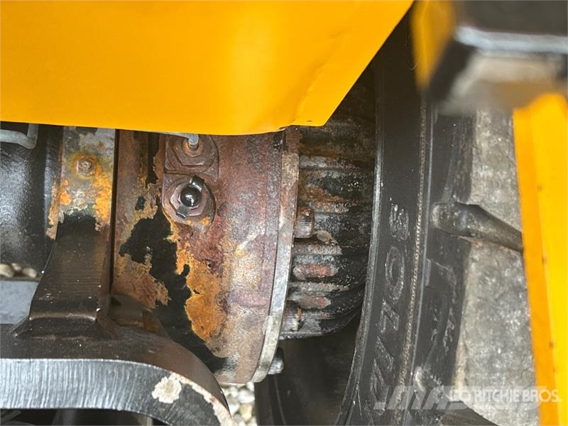 Hyundai 25L-7A 5000 lb Pneumatic Tire Forklift 그 외 지게차