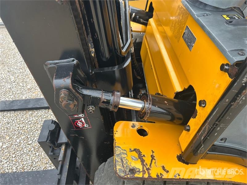 Hyundai 25L-7A 5000 lb Pneumatic Tire Forklift 그 외 지게차
