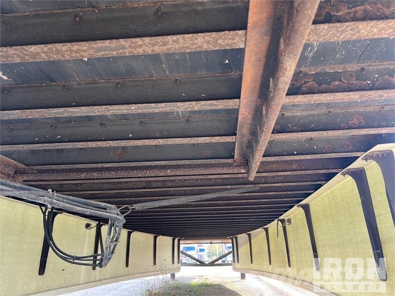 Hyundai 53 ft x 102 in T/A Van Trailer Furgons