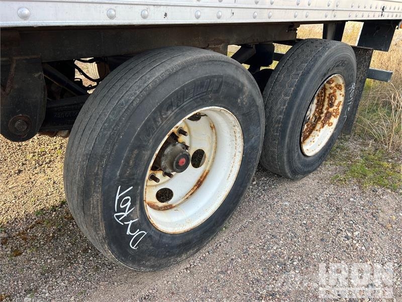 Hyundai 53 ft x 102 in T/A Van Trailer Furgons