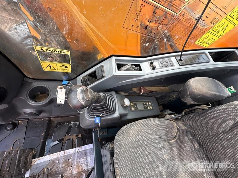 Hyundai HX145LCR Εκσκαφείς με ερπύστριες