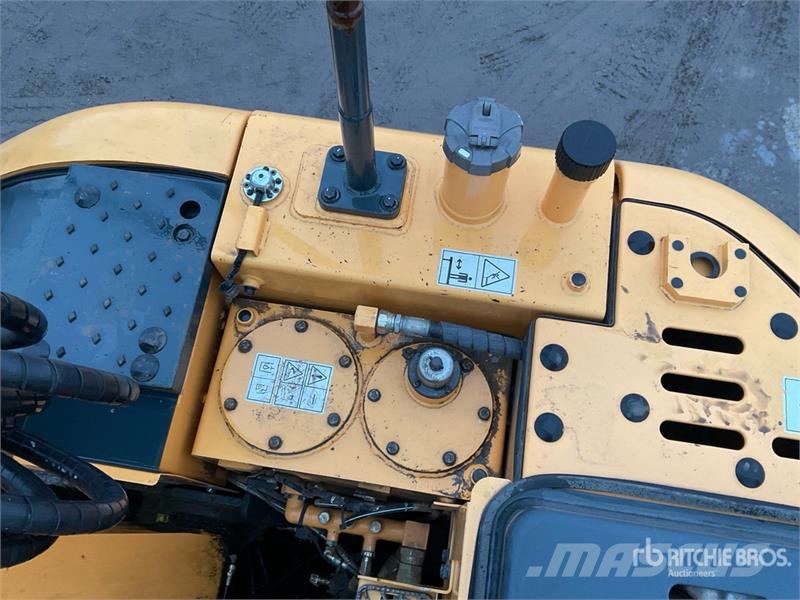 Hyundai HX145LCR Εκσκαφείς με ερπύστριες