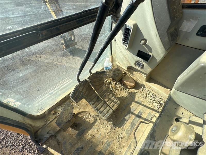 Hyundai R140LC-7 Tracked Excavator Pelle sur chenilles