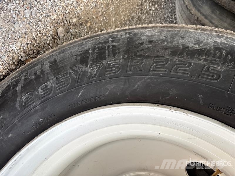 Hyundai VC2530152-AJS Cajas de remolque
