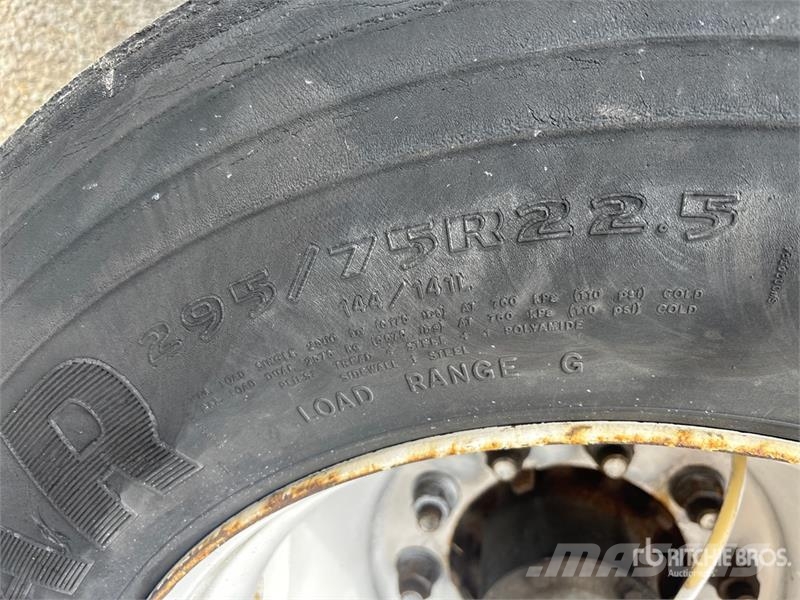 Hyundai VC2530152-AJS Remorque Fourgon