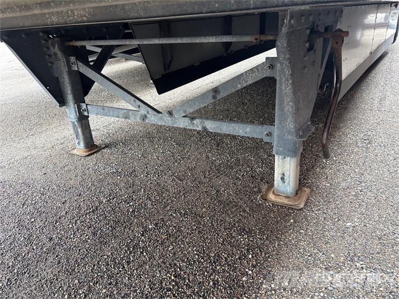 Hyundai VI2530152-AJS Dobozos pótkocsik