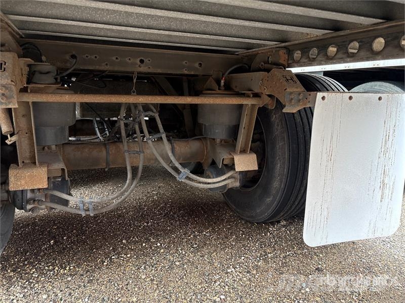 Hyundai VI2530152-AJS Dobozos pótkocsik