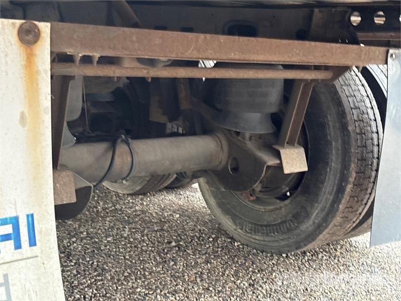 Hyundai VI2530152-AJS Dobozos pótkocsik
